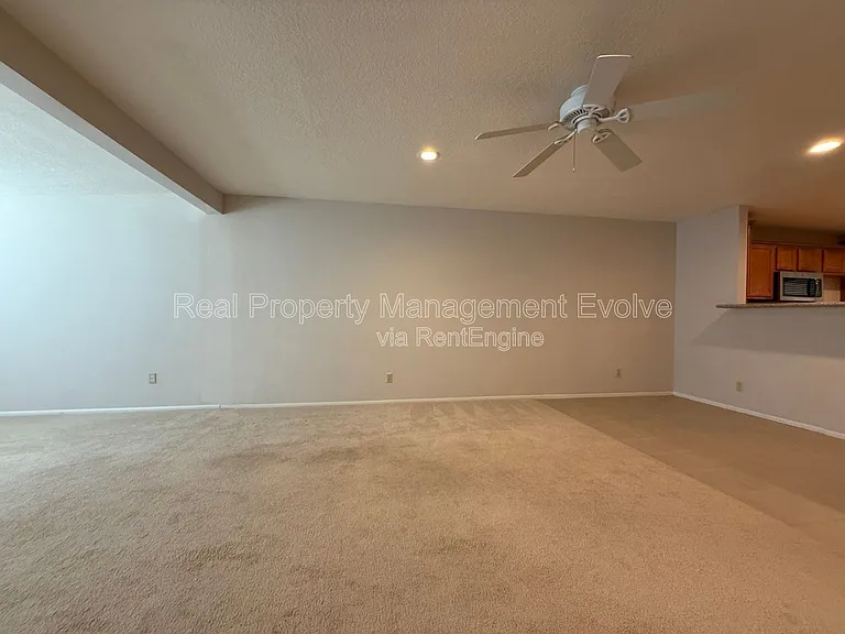 4849 E Lake Point Cir — Photo 9
