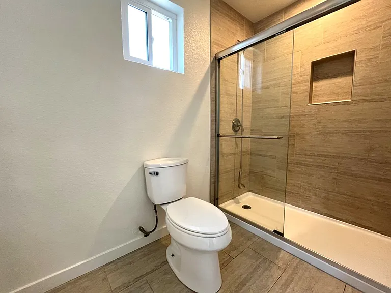 1629 Kendall Dr — Photo 24