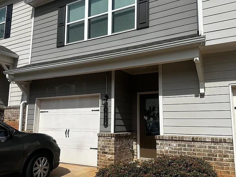 3614 Acorn Dr — Photo 2