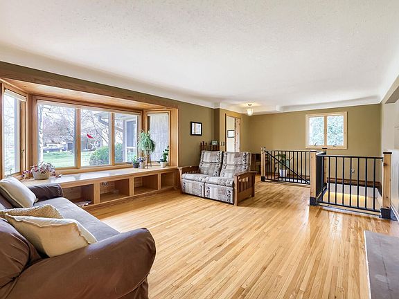 5th image of 1616 Lorane Ave