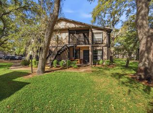 4022 Tumble Wood Trl APT 201, Tampa, FL 33613
