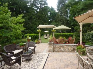 150 S Shady Retreat Rd, Doylestown, PA 18901