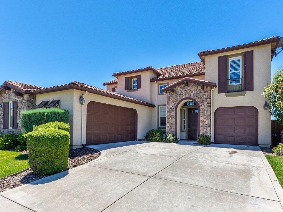 1st image of 3595 Bridgeway Lakes Dr
