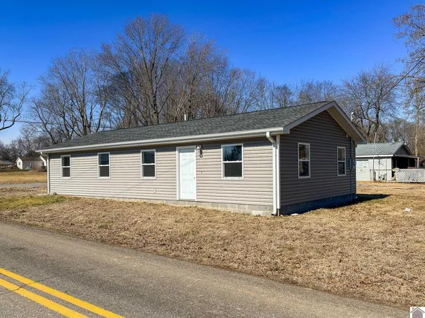 408 E 2nd St, La Center, KY 42056