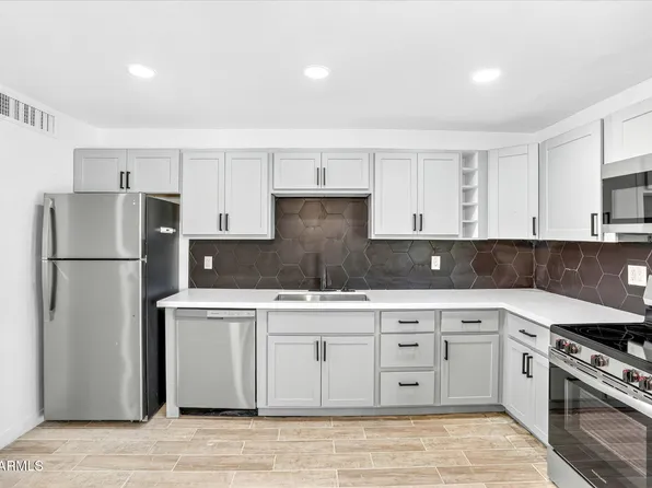 6624 W Columbus Avenue, Phoenix, AZ 85033