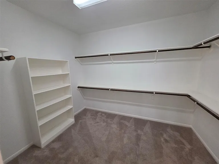 4427 Garden Ridge Ct — Photo 23