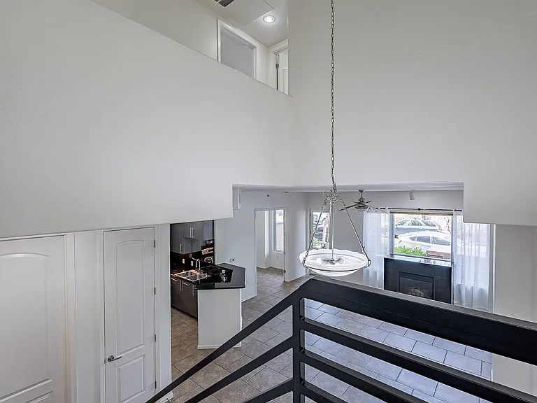 17 W Vernon Ave #11 — Photo 33