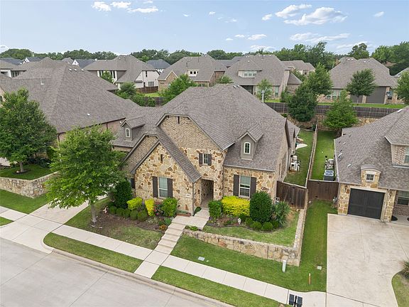 2nd image of 4008 Lombardy Ct