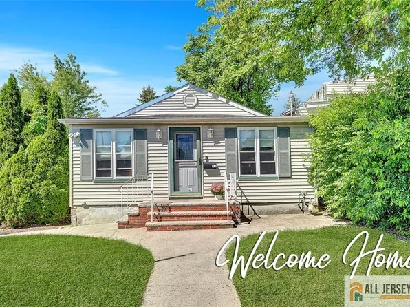 71 Russell St, Woodbridge, NJ 07095