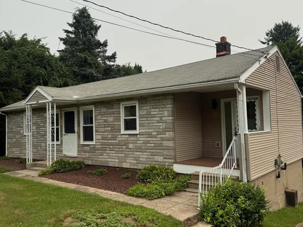 603 Sunnyside Avenue, Watertown, CT 06779