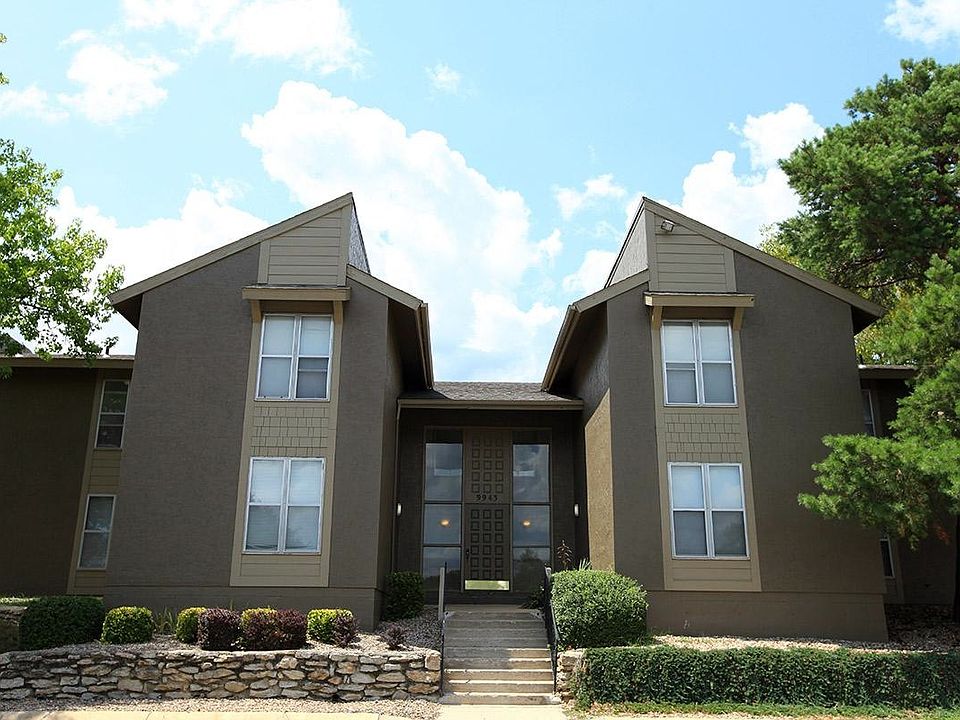2nd image of 10005 Walnut Dr APT 101