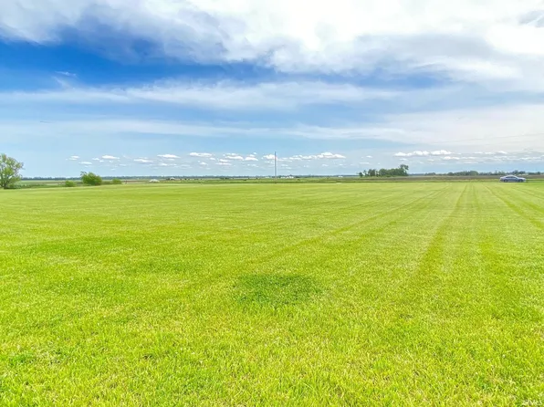 E 675 South Rd, Oxford, IN 47971