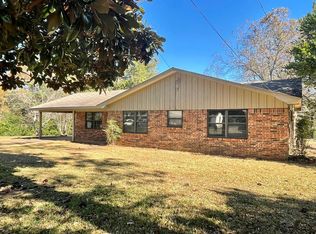 308 Oakdale St, Elkhart, TX