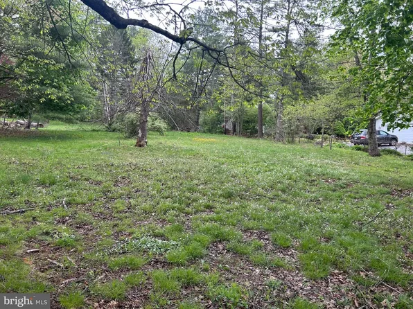228 Laurel Rd, Orwigsburg, PA 17961