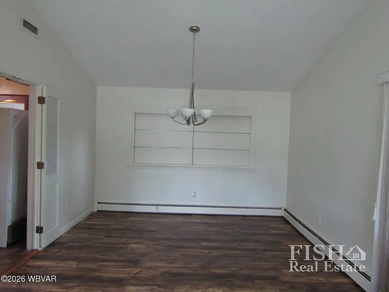 1820 Shiffler Ave — Photo 9