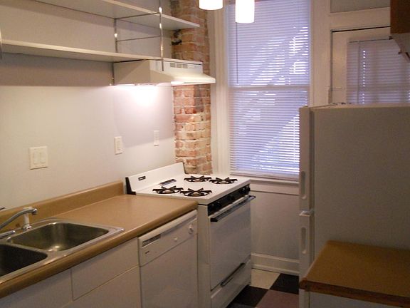 4th image of 604 E 41st St APT 2W
