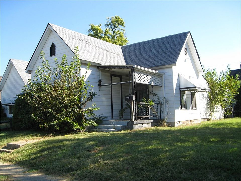 1st image of 407 N Warman Ave