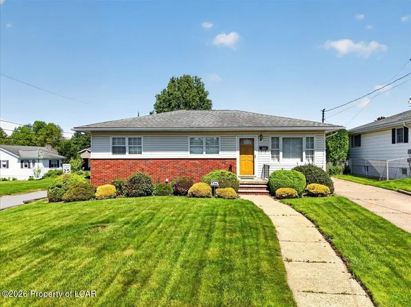 545 Main Rd, Hanover Township, PA 18706