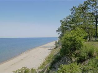 1373 Fabun Rd, Fennville, MI 49408