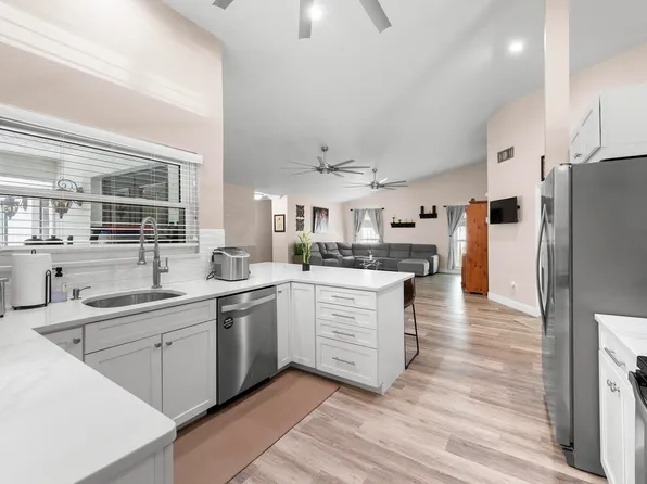 865 Azure Avenue, Wellington, FL 33414