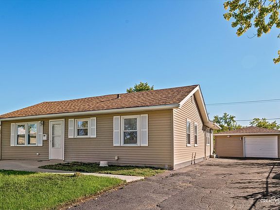 2nd image of 1839 Burry Circle Dr