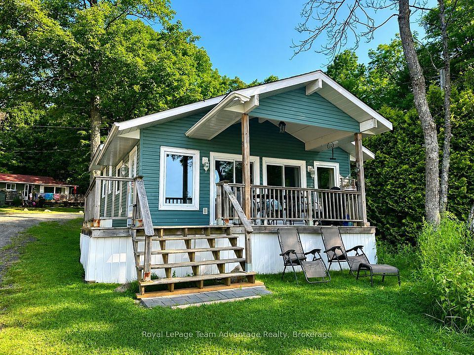1st image of 7 Silver Point Dr #9