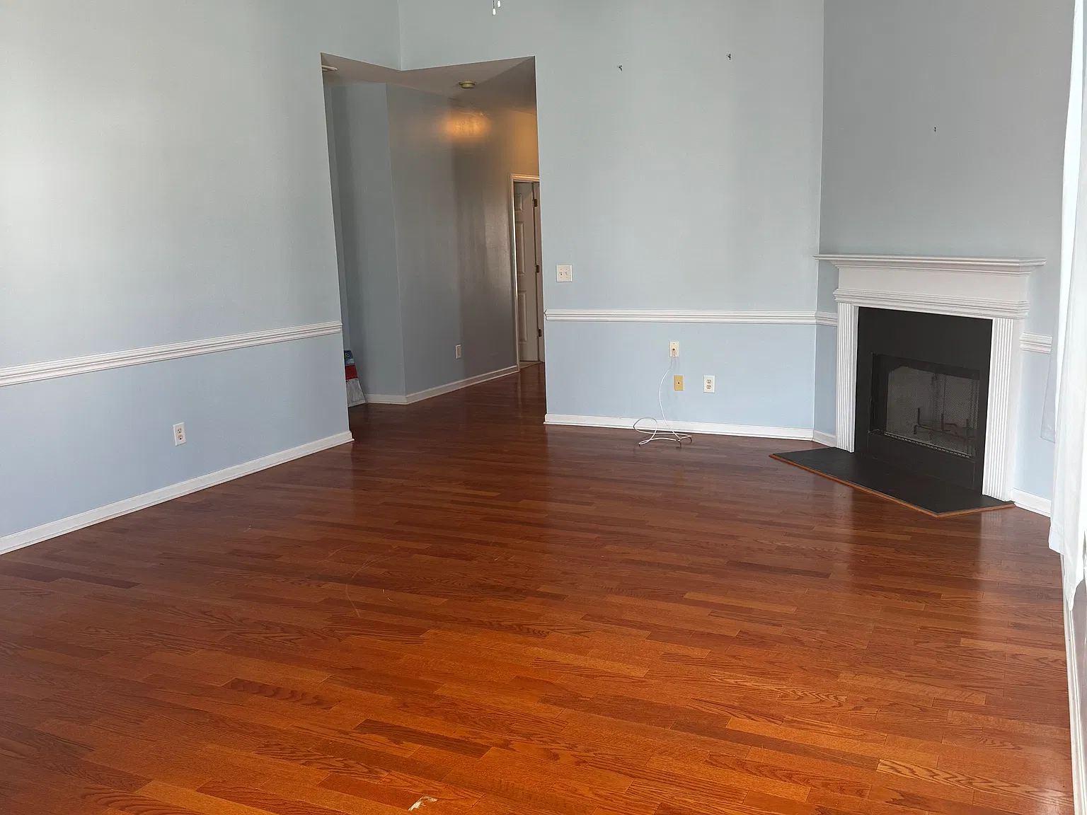 108 Elmhurst Ln — Photo 4