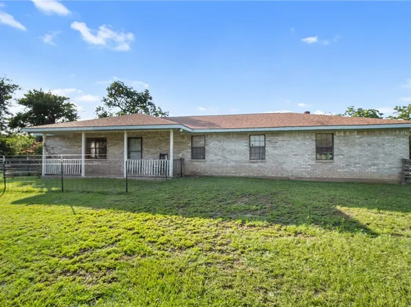 9777 Deer Trail Run, Hearne, TX 77859