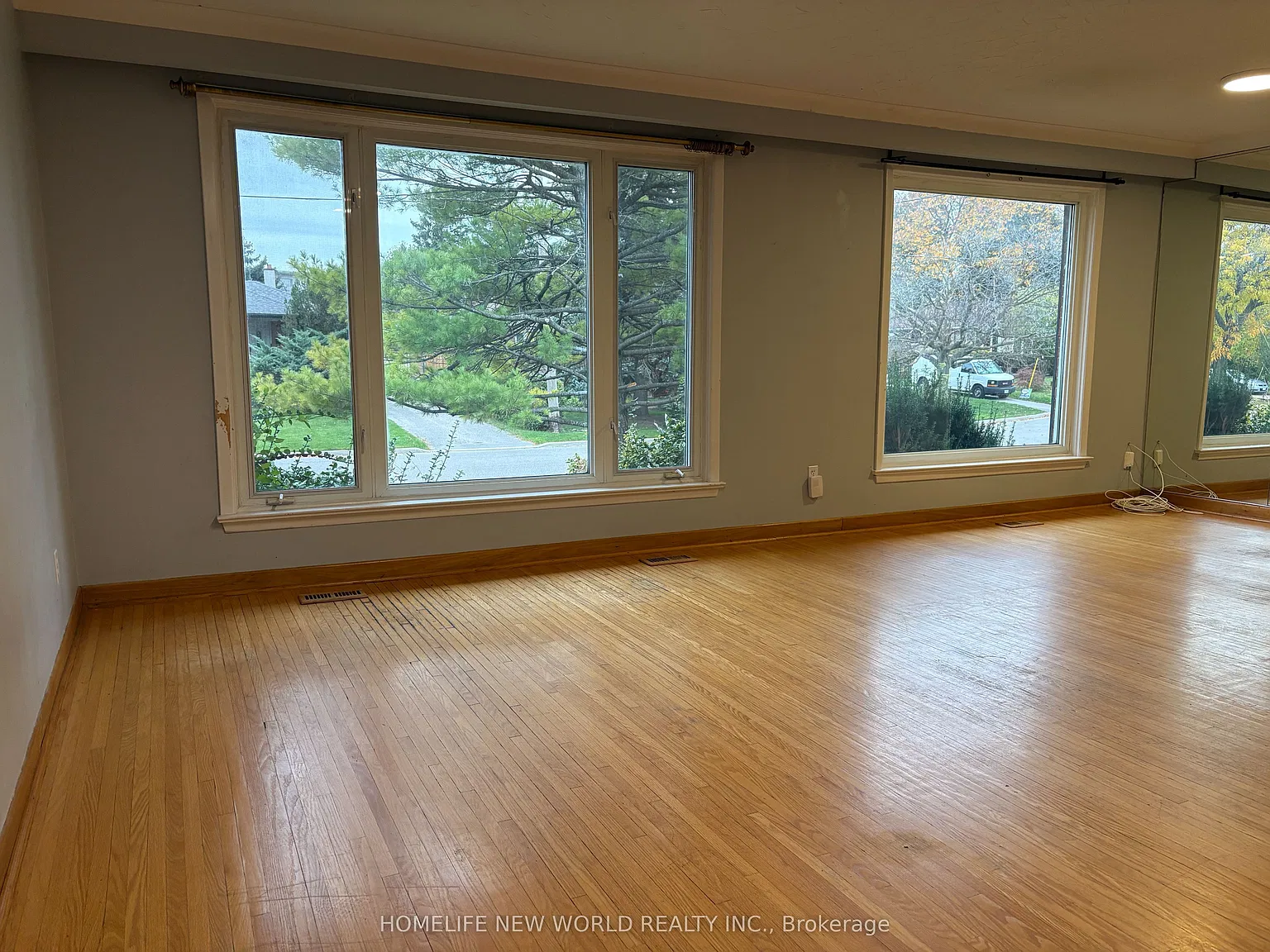 4 bed, $3,600 — Photo 3