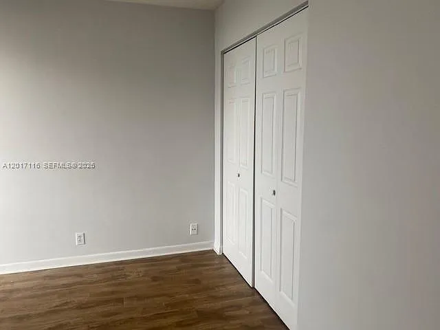 2 bed, 1302 sqft, $2,920 — Photo 2