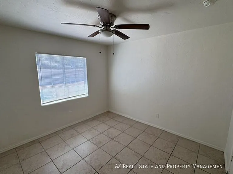 1038 N 16th St — Photo 10