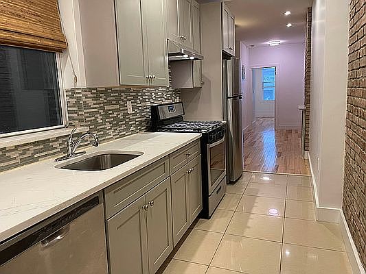 4th image of 38-14 29th St #1S