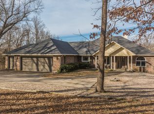 16 Magrath Ln, Bella Vista, AR 72715