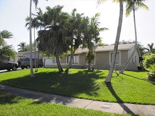 1st image of 9770 SW 215th Ln