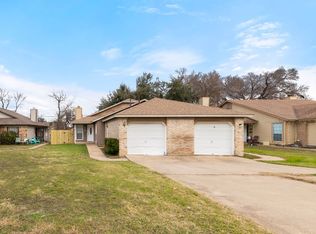 313 Greenlawn Blvd, Round Rock, TX 78664