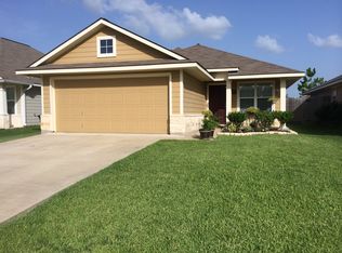 1014 Fallbrook Loop, College Station, TX 77845