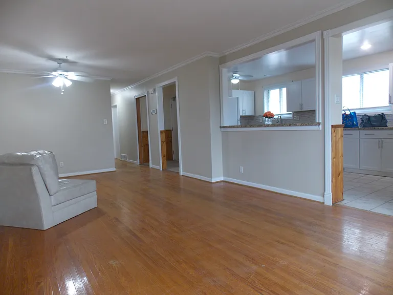 876 Reytan Blvd — Photo 6