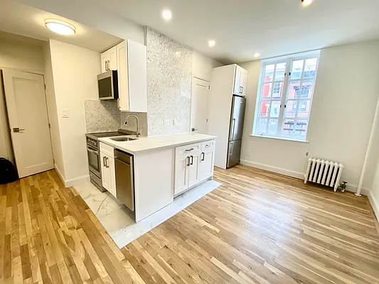 Rented by JM Preston Properties LLC | media 36