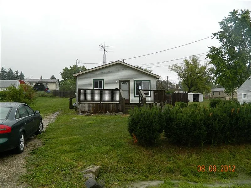 2140 Anoka St photo 1