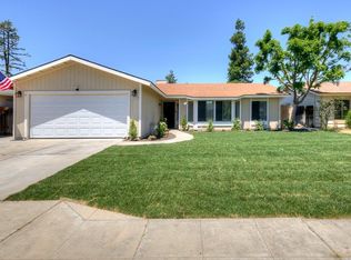 1215 Burlingame Ave, Clovis, CA 93612