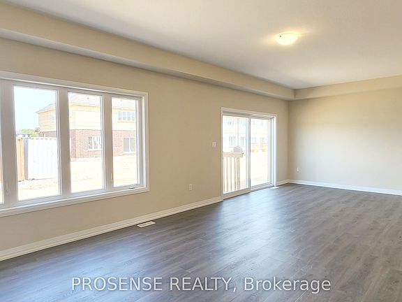 4th image of 85 Acacia Rd