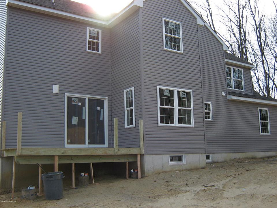 2nd image of 7 Pergola St
