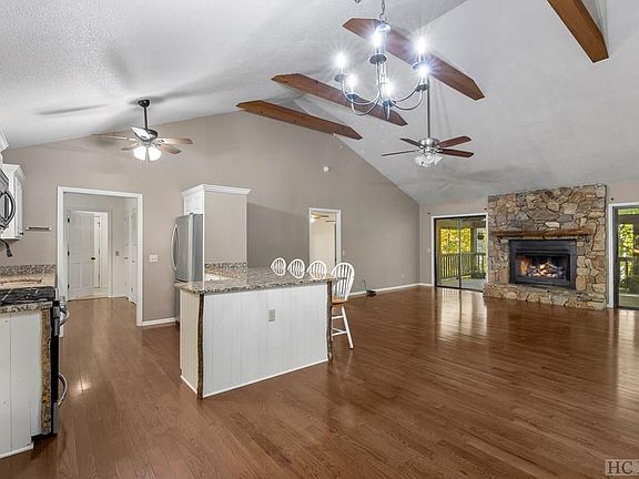 4th image of 1507 W Christy Trail