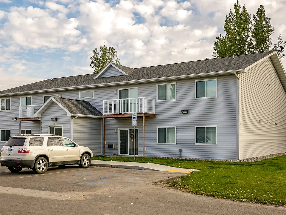 825 43rd St SE