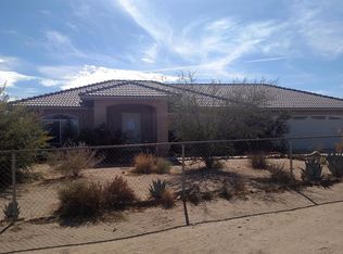 14285 Dos Palmas Rd, Victorville, CA 92392
