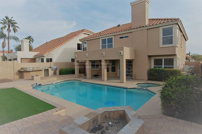 1st image of 1204 E Silverwood Dr