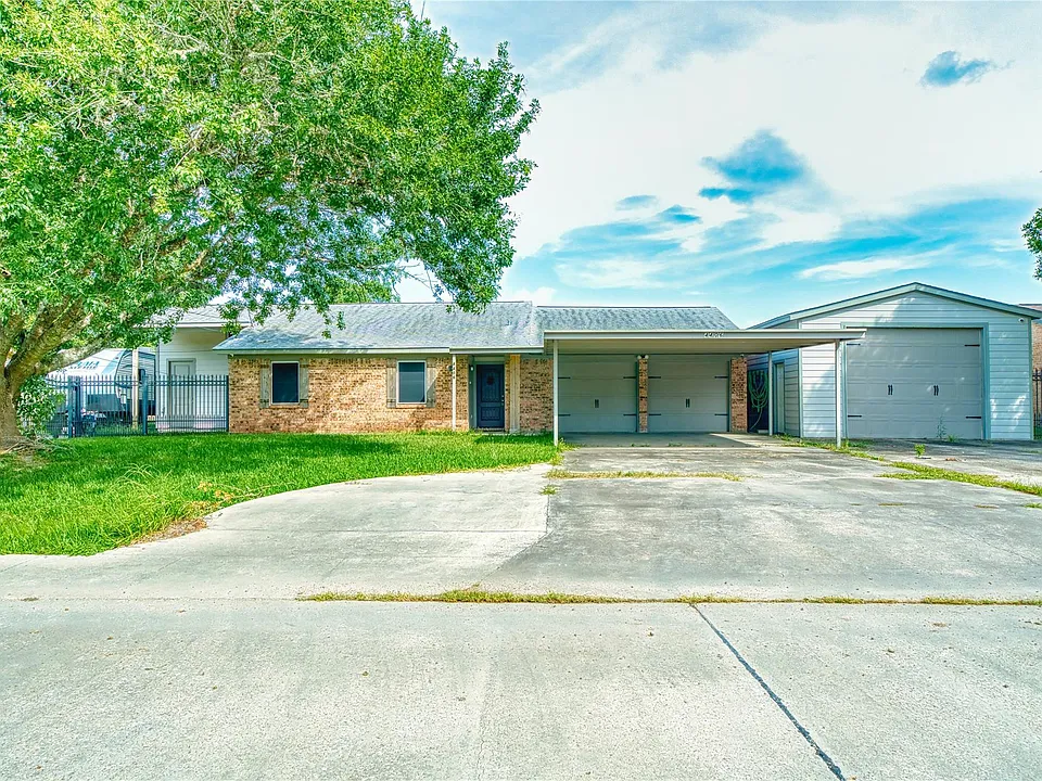 4406 Mallard Dr