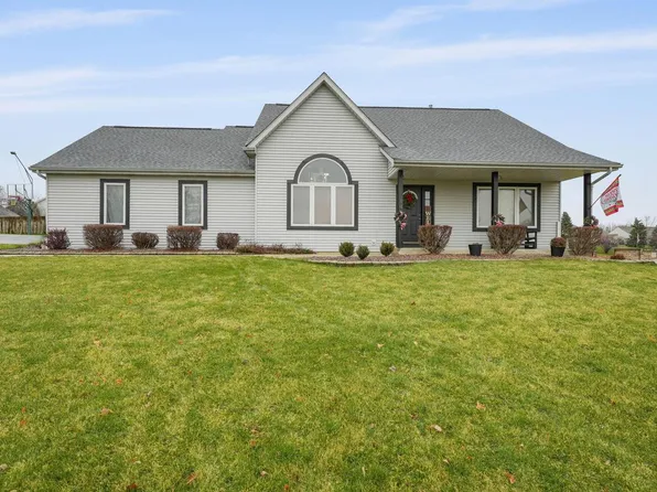 140 13th AVENUE, Union Grove, WI 53182
