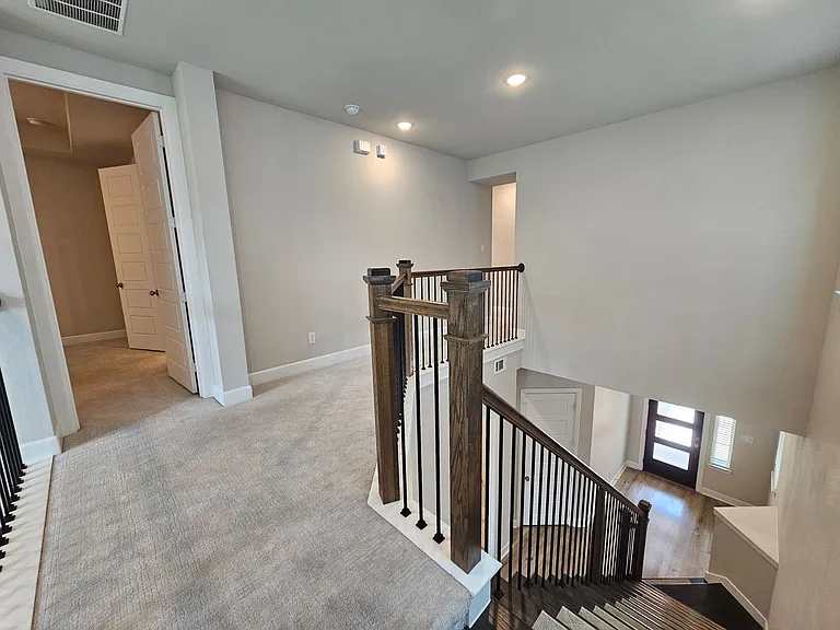8045 Emerald Rock Dr — Photo 17