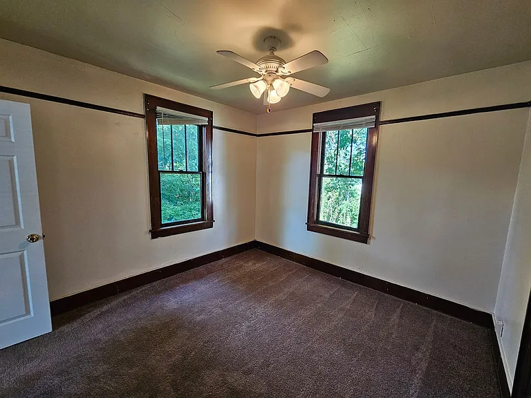 397 Gilmore St — Photo 16